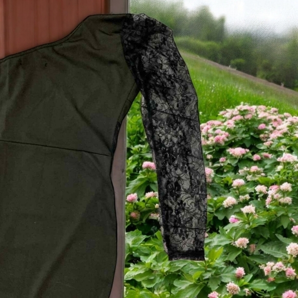 CBR Chic Boutique Rose Women's Black One Shoulder Lace Dress , size  L - Picture 1 of 5